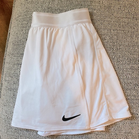 Nike Dresses & Skirts - Nike white skort